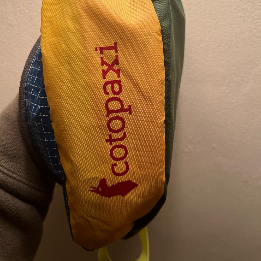 Cotopaxi Dopp Shave Kit Bag